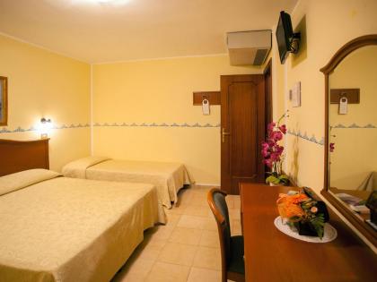 Hotel Amalfi - image 14