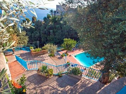 Conca dei Marini Villa Sleeps 12 Pool Air Con WiFi - image 17