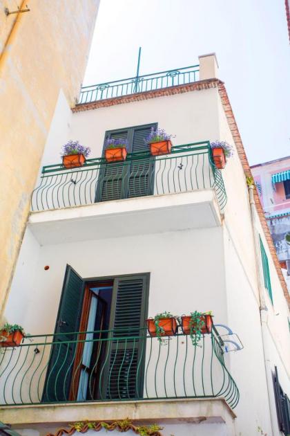 Amalfi Apartments Design centro storico - image 17