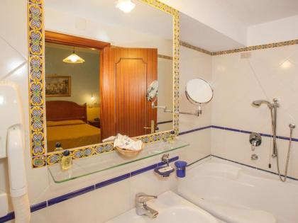 Hotel Amalfi - image 10