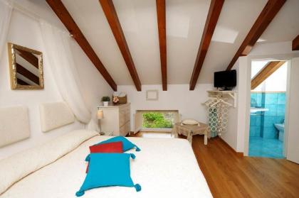 Loft Apartments by AMALFIVACATION - image 15
